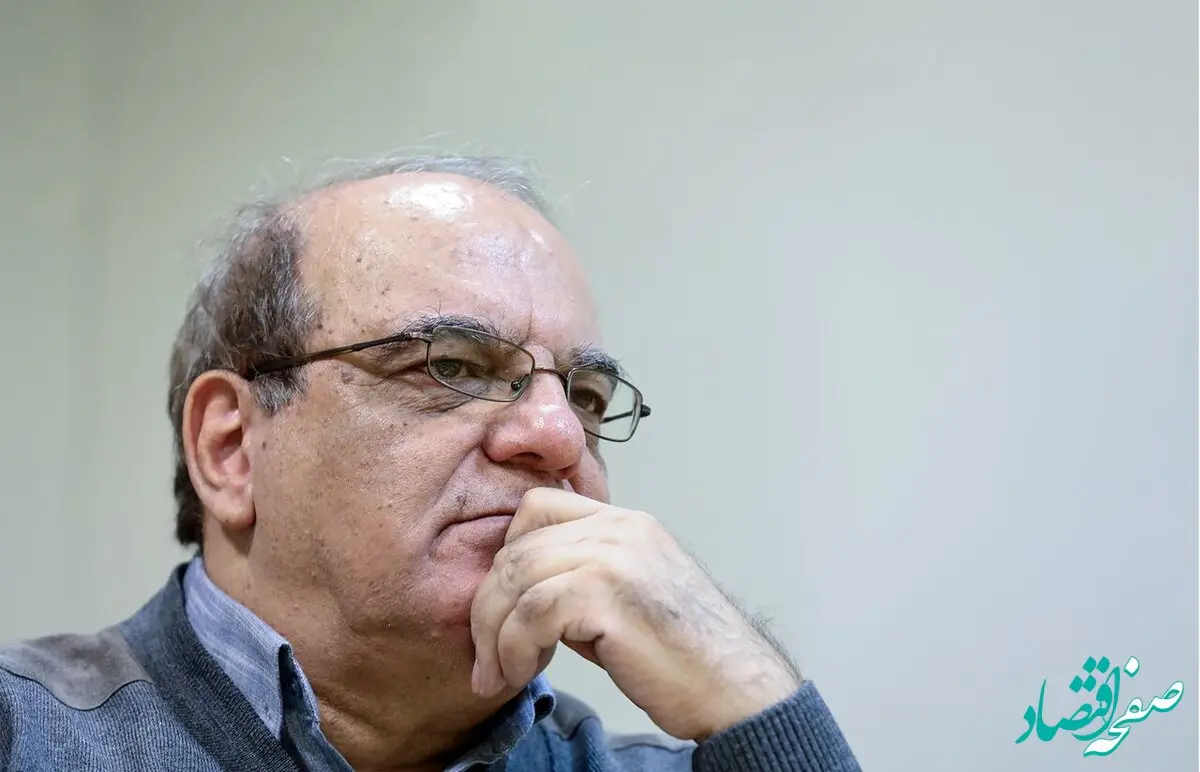 واکنش عباس عبدی به عکسبرداری دستگاه های اطلاعاتی از زنان فاقد حجاب حسابی ترکاند