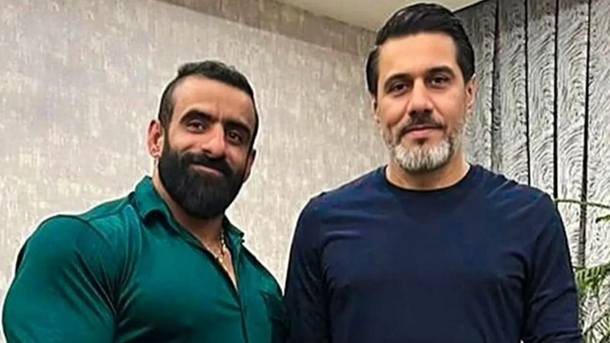 هدیه طلایی افشین پیروانی به هادی چوپان!