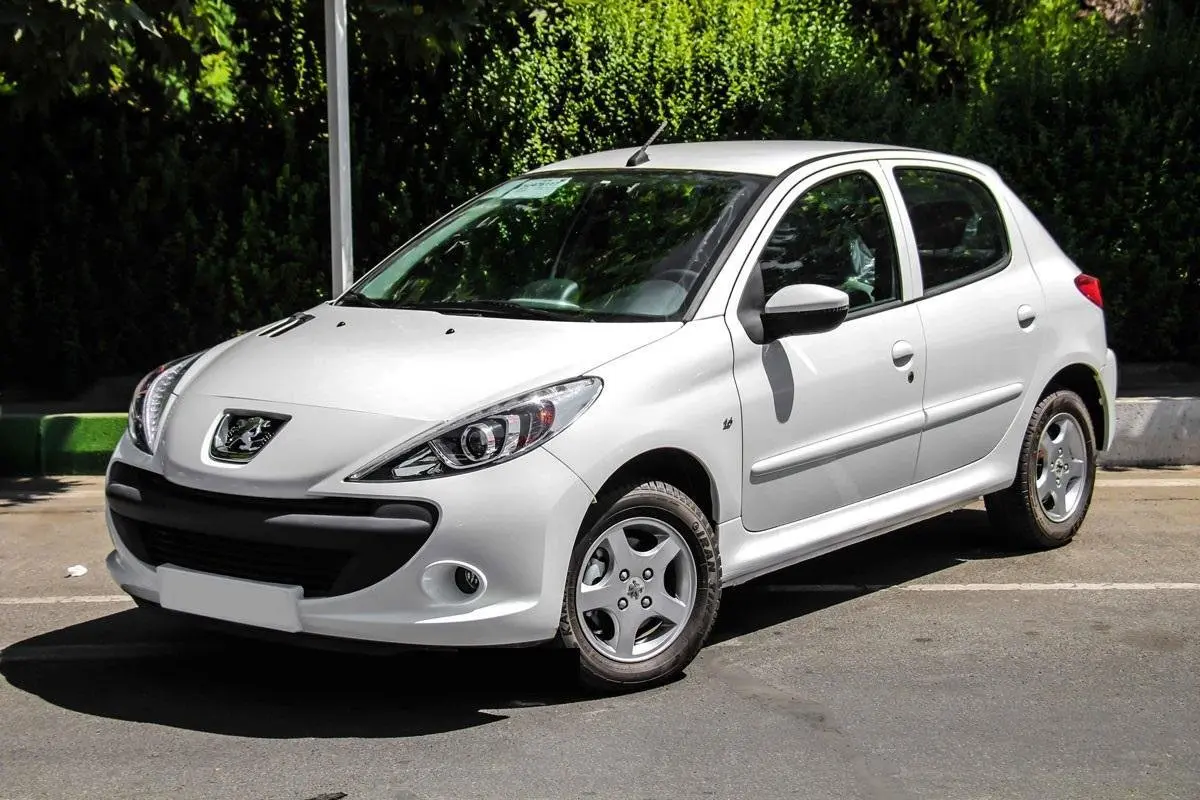 جدول قیمت خودرو ایران خودرو امروز سه‌شنبه ۷ مرداد ۱۴۰۴ + جدول قیمت خودرو تارا / این محصول ارزان شد