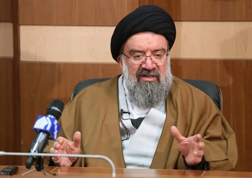 آیا تعیین جانشینی رهبر انقلاب حقیقت دارد؟ 