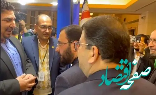  بازدید قائم‌مقام وزیر فرهنگ و ارشاد اسلامی از غرفه بانک سینا در جشنواره فیلم فجر