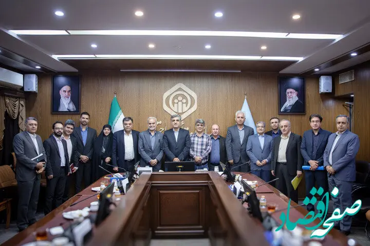  ساماندهی بیمه کارگران ساختمانی؛ امروز  4 خرداد 1404 | از تصویب شیوه‌ نامه ساماندهی بیمه کارگران ساختمانی تا  نحوه  دریافت فیش بیمه تامین اجتماعی کارگران ساختمانی با کد ملی