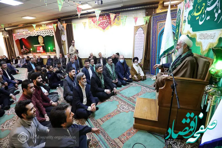 خدمت به بندگان خدا، افضل عبادات است