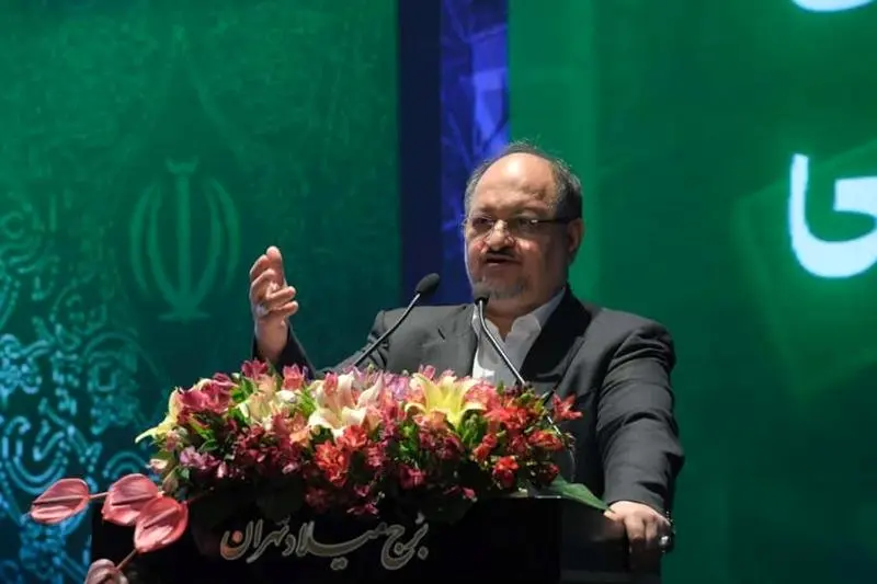 هیچ پروژهای بدون پیوست تأمین مالی دیگر آغاز نخواهد شد/ تولید با ضرر معنا ندارد، با شجاعت جلوی آن را میگیرم