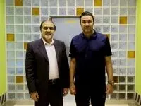 حمایت رئیس از نکونام / اهتزار پرچم سفید در اردوی استقلال
