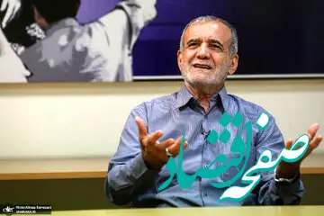 متلک سنگین پزشکیان به تجمع کنندگان مدافع حجاب مقابل مجلس جنجال به پا کرد / با دعوا نمی‌توان کسی را جذب کرد!
