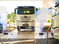 فاو J6 معرفی و قیمت‌گذاری شد