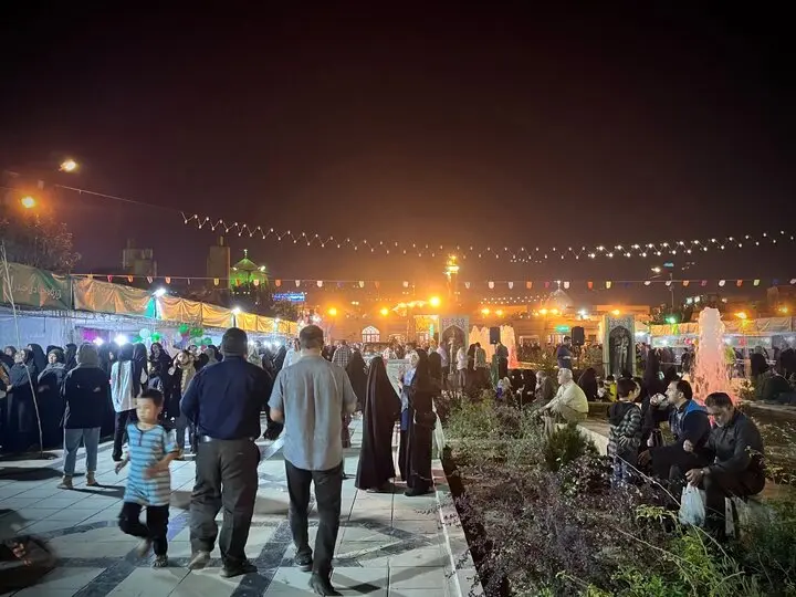 خدماترسانی ۶۰ موکب مردمی در گرامیداشت ولادت حضرت عبدالعظیم(ع)