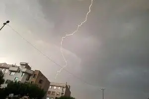 پیش بینی آب و هوای استانها فردا پنجشنبه ۴ تیر 1405؛ رگبار باران، رعد و برق و خیزش گردوخاک 