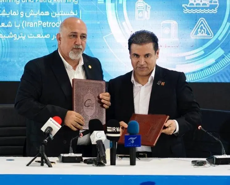 در ایران‌پتروکم ۱۴۰۲ساخت قطعات کمپرسور پالایشگاه گاز هویزه خلیج‌فارس، به یک شرکت داخلی واگذار شد