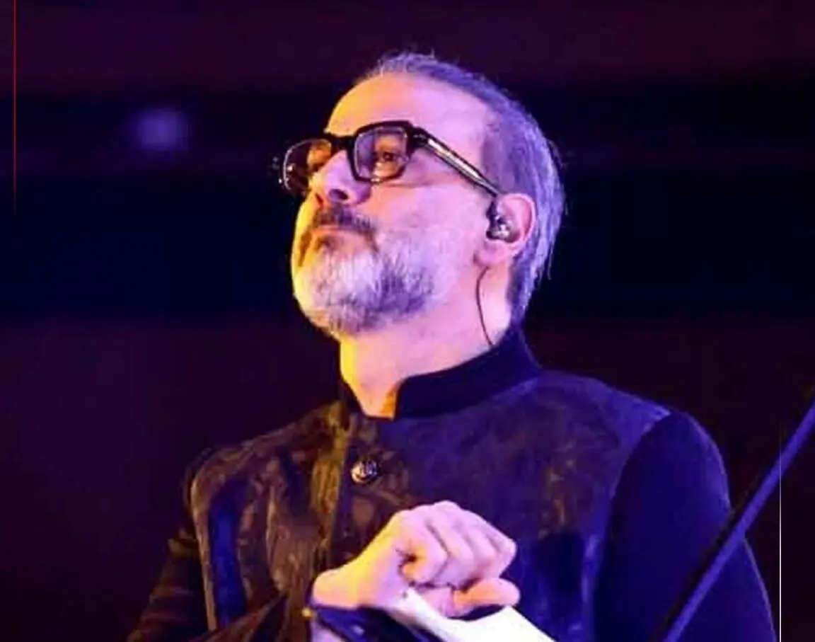 واکنش علیرضا قربانی خواننده موسیقی ایرانی به شهادت مظلومانه دختران میناب