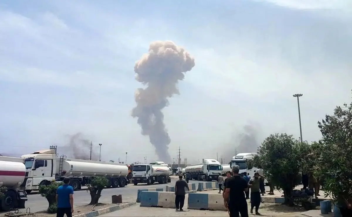 جدیدترین خبر رسمی از وضعیت اطفاء حریق در بندر شهید رجایی به گفته وزیر کشور