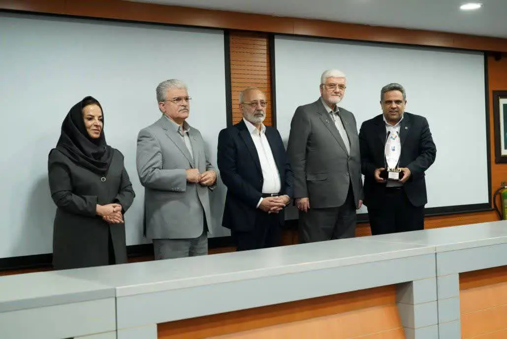 بیمه پاسارگاد موفق به دریافت تندیس بلورین سطح ۱ هشتمین دوره «جایزه بین‌المللی مدیریت دانشی KM4D» شد