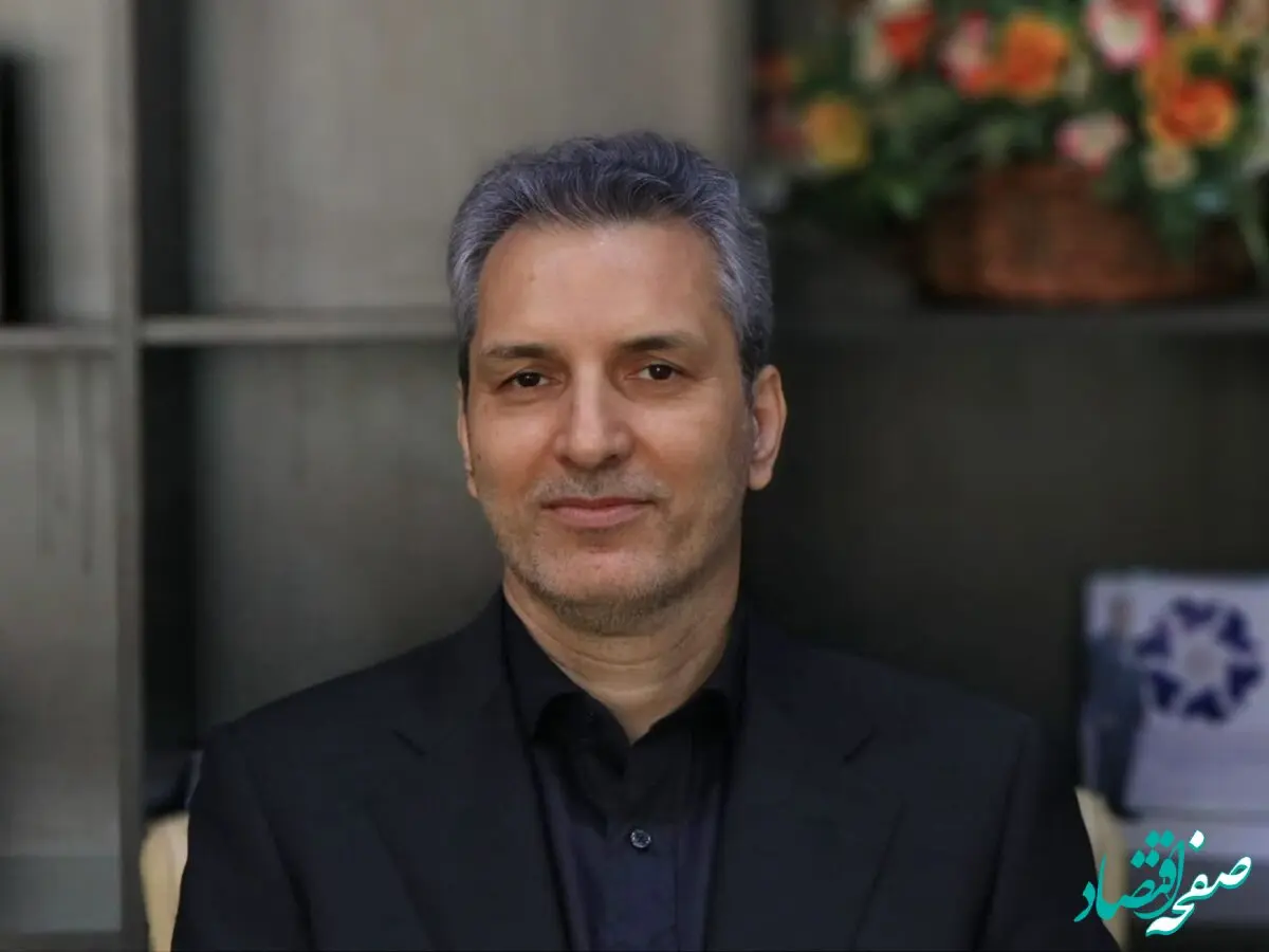 توسعه متوازن زنجیره فولاد و سرمایه‌گذاری در زیرساخت‌ها؛ محور استراتژی ۵ ساله «ومعادن»