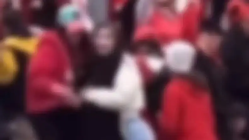 حواشی جنجالی بازی پرسپولیس و تراکتور: بازداشت ۲ تماشاگر زن پس از رفتارهای خارج از عرف!