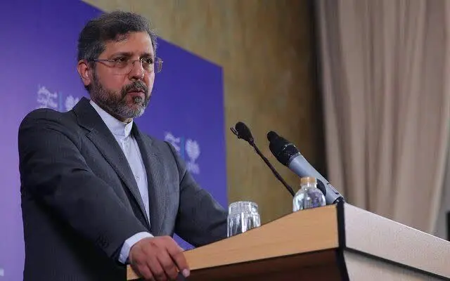 خطیب‌زاده: در شرایط جنگ ایرانیان تکلیف خود را با جریان‌های خیانت‌محور روشن کنند 