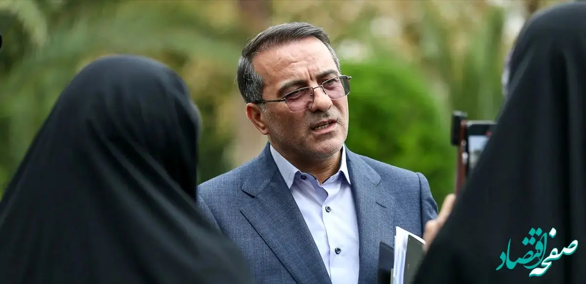 تقدیر رئیس سازمان اداری و استخدامی کشور از تعهد کارکنان دولت در ایام جنگ تحمیلی