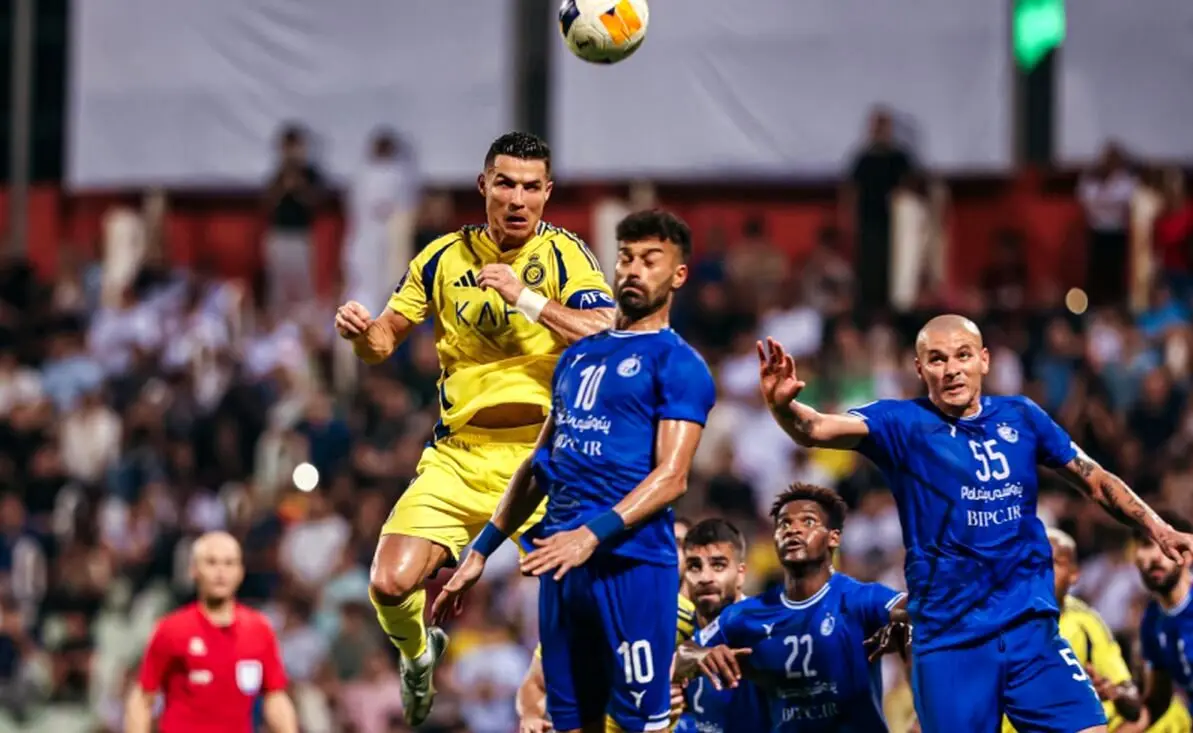 لباس استقلال و النصر در بازی فردا