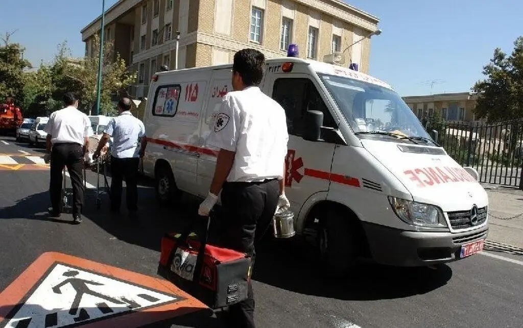ماجرای حمله افراد ناشناس به آمبولانس اورژانس خوزستان چیست؟ | آسیب دیدن بیمار تصادفی