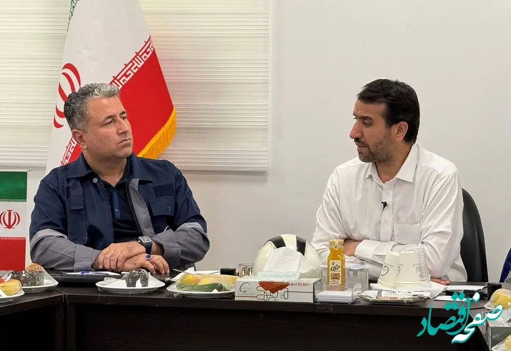 تاکید مهندس شاهمیرزایی و دکتر پهلوانی بر تکمیل زنجیره ارزش صنعت متانول