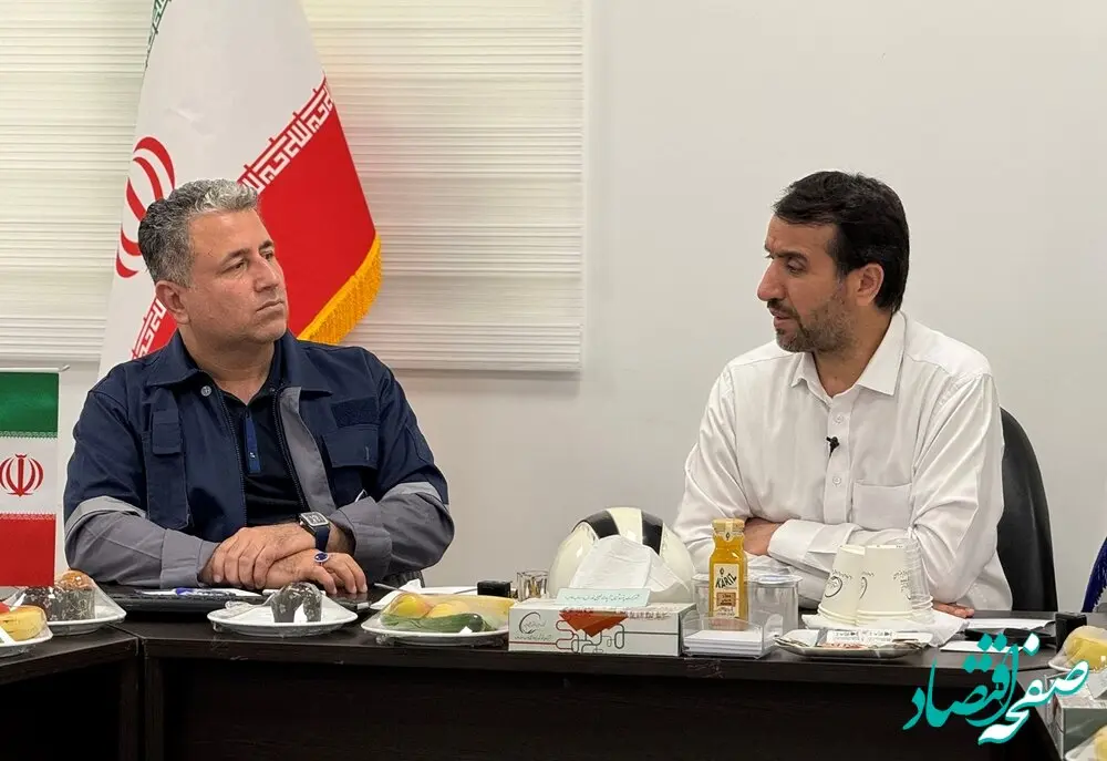 تاکید مهندس شاهمیرزایی و دکتر پهلوانی بر تکمیل زنجیره ارزش صنعت متانول