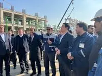بازدید مدیرعامل بانک ملت از شرکت های پالایش نفت و پتروشیمی تبریز