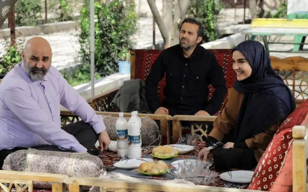 دانلود سریال لمندگان قسمت ۳۱ + لینک تلوبیون قسمت سی و یکم سریال لمندگان از تلوبیون