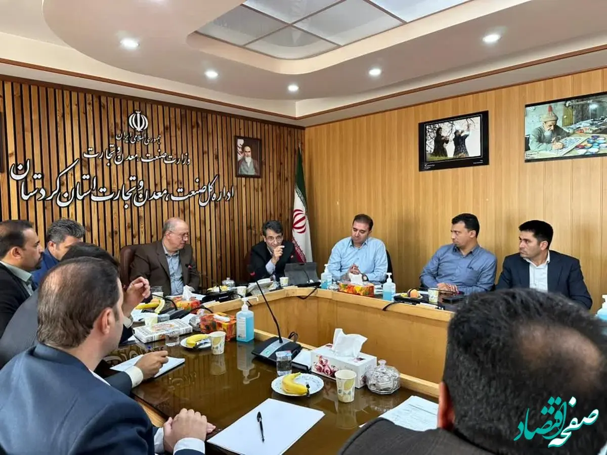 برای تامین تجهیزات و ماشین آلات مورد نیاز استان کردستان اقدام می‌کنیم