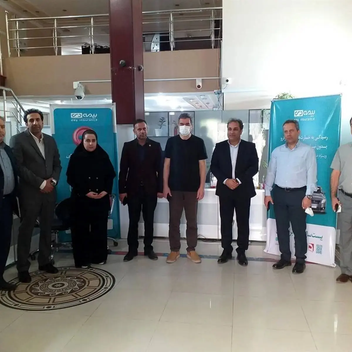 بازدید رئیس‌کل بیمه مرکزی از شعبه بیمه دی در خوزستان/ تأکید بر نقش کلیدی در خدمت‌رسانی به جامعه ایثار و شهادت