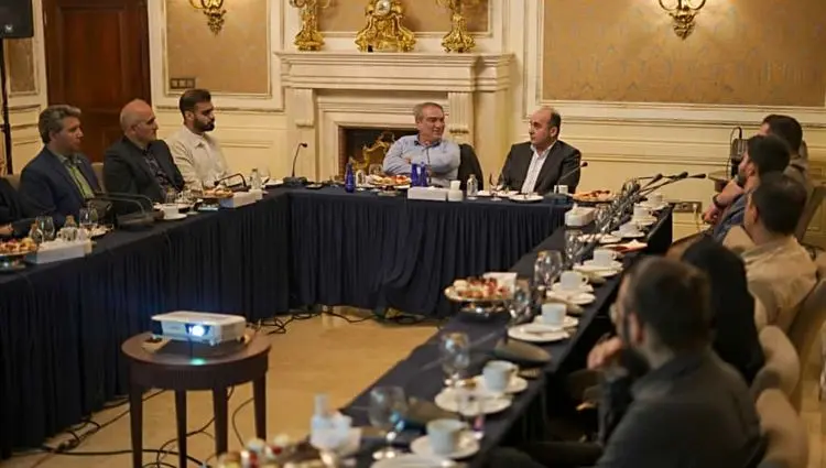 حرکت پتروشیمی کارون به‌سوی تولید زیست‌پایه؛ گامی در مسیر آینده صنعت پلی‌یورتان