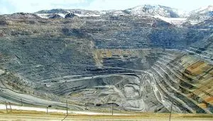 چند هزار تن ماده معدنی در مهاباد استخراج شد؟ 