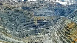 چند هزار تن ماده معدنی در مهاباد استخراج شد؟ 