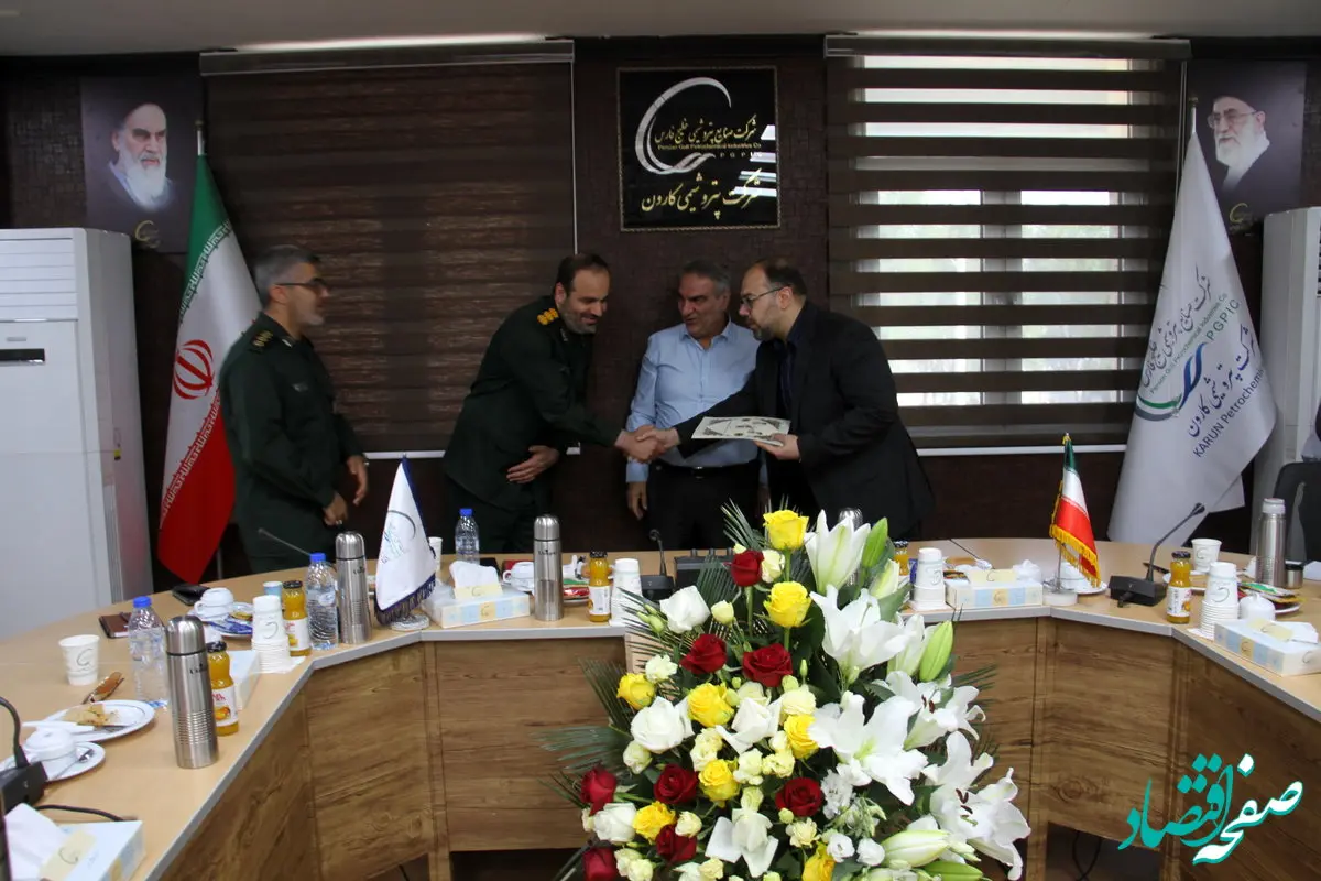 علیرضا نجاری به سمت فرمانده پایگاه بسیج شرکت پتروشیمی کارون منصوب شد