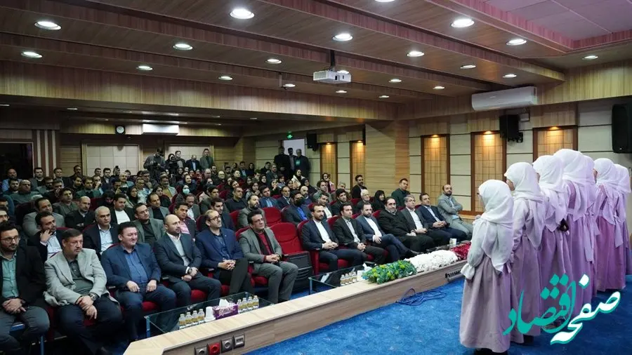 برگزاری مراسم دهه فجر و عید سعید مبعث در شرکت نفت پاسارگاد