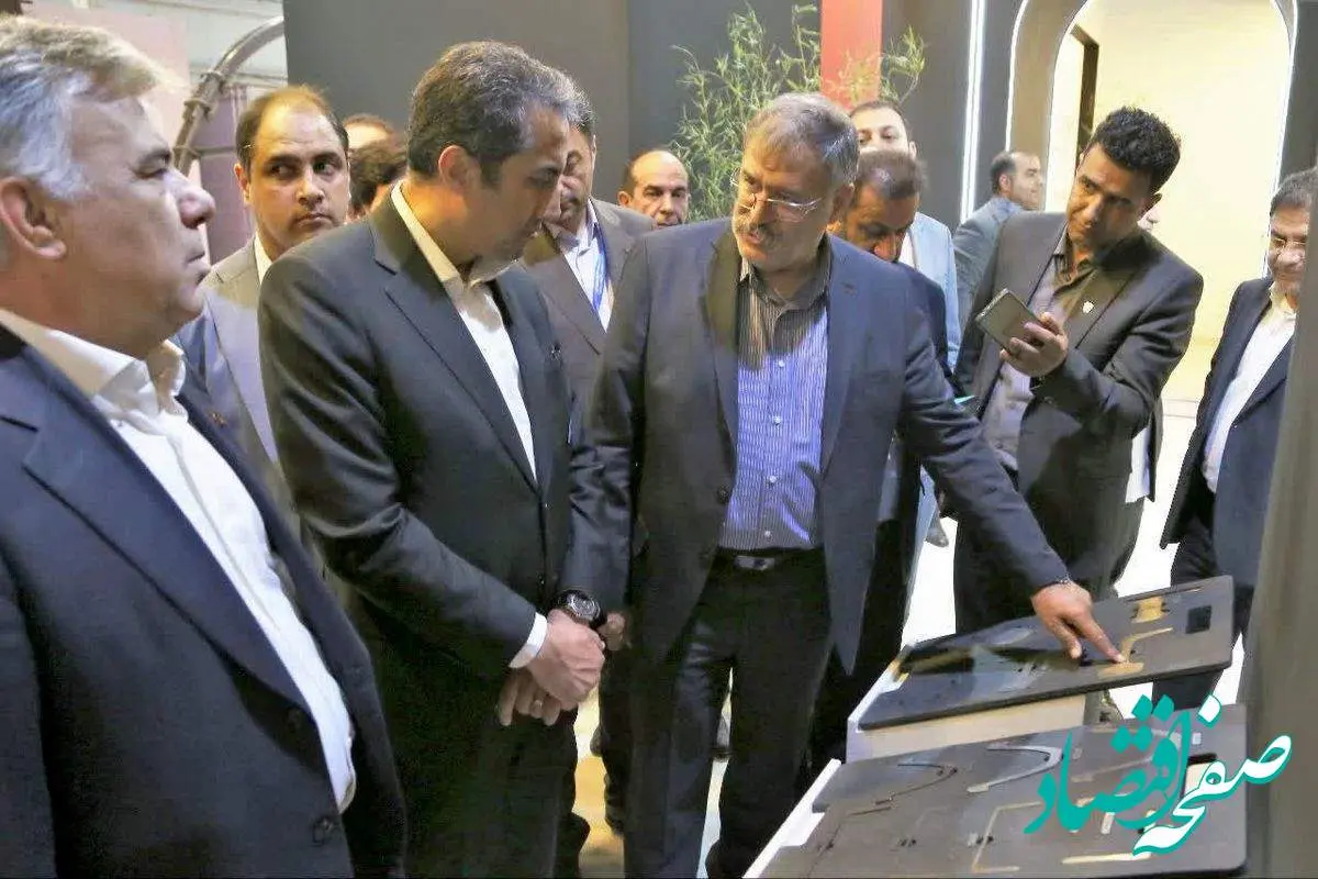 بازدید رئیس ایمیدرو و رئیس سازمان زمینشناسی از غرفه ذوبآهن در ایران اکسپو ۲۰۲۵