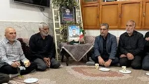 دیدار مدیرعامل شرکت فرآوری معدنی اپال کانی پارس با خانواده معظم شهید مدافع وطن سرهنگ مرتضی ابراهیمی