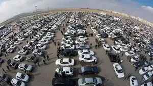 چرا  قیمت برخی خودروها در بازار کاهشی شد؟