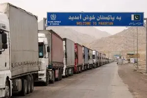 توقف ناگهانی در مرزهای پاکستان؛ صف طولانی کامیون‌های ایرانی در انتظار بازگشایی مسیر