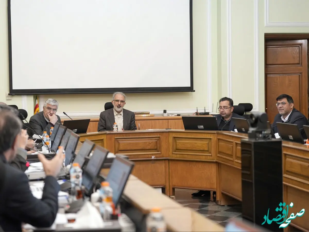 مدیرعامل بانک مسکن: حمایت از پیشبرد طرح نهضت ملی از اولویت‌هاست/ معاون وزیر راه و شهرسازی: بانک مسکن در طرح نهضت ملی الگوی سایر بانک‌هاست