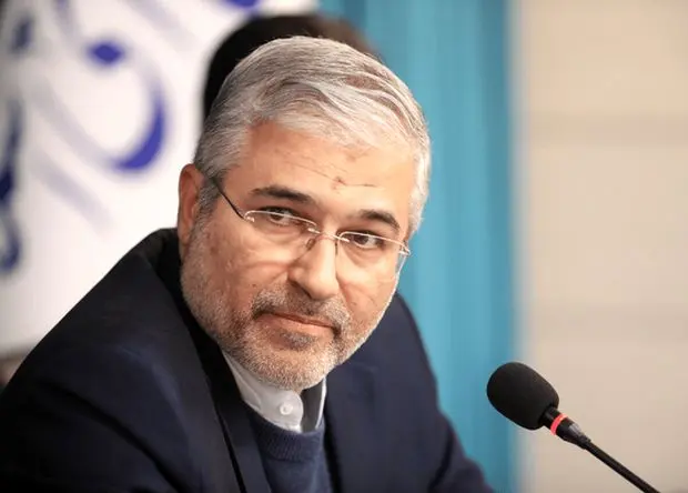 انتقاد نایب رئیس کمیسیون کشاورزی مجلس از گرانی نان