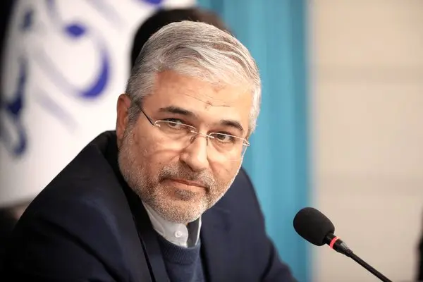 انتقاد نایب رئیس کمیسیون کشاورزی مجلس از گرانی نان