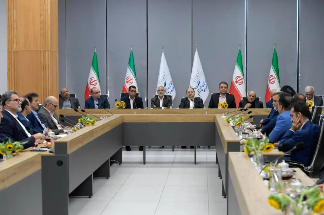 شریعتمداری: رویکرد آیندهنگری به بازار، اساس سیاستهای تولیدی ماست