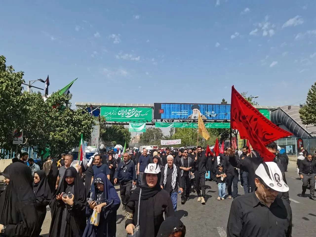 گزارش ایسنا از برگزاری و حاشیه‌های مراسم وداع با «آقای شهید ایران»