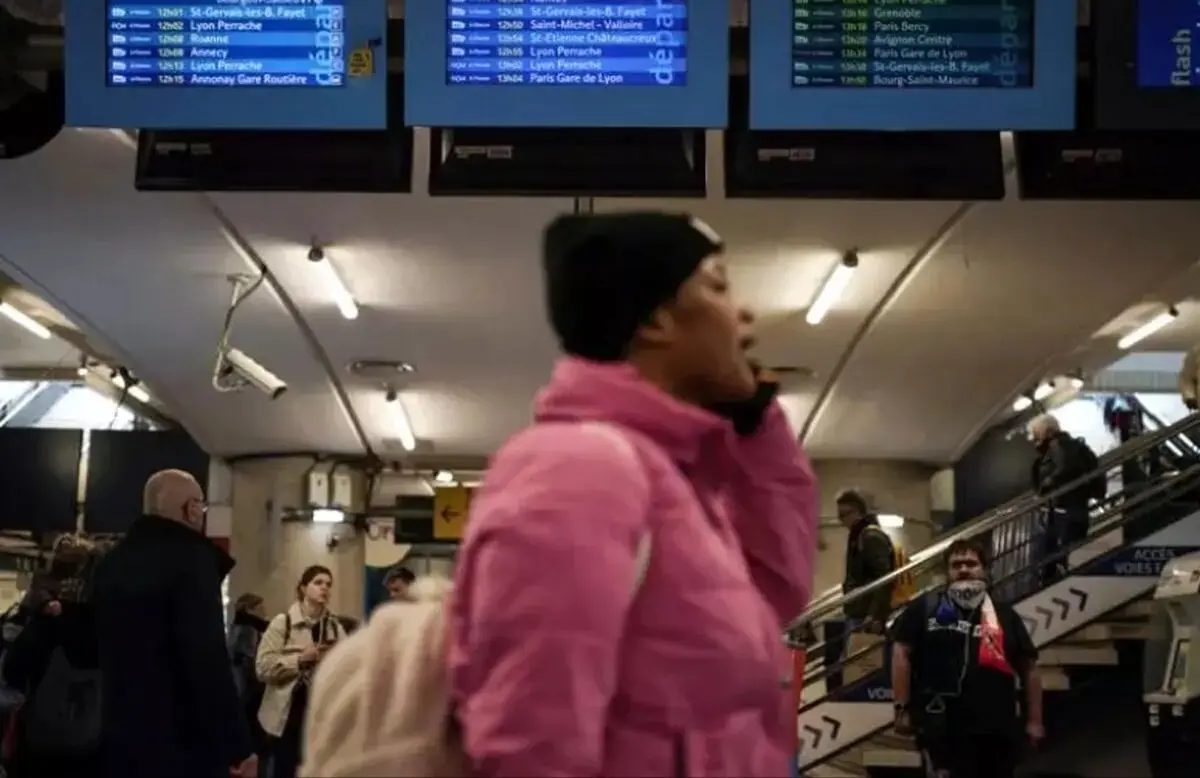 اعتصاب اتحادیه‌های کارگران راه‌آهن | صدای کارگران بلند شد