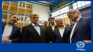 دکتر فرزین: انرژی خورشیدی از مهم‌ترین اولویت‌های رئیس‌جمهور است