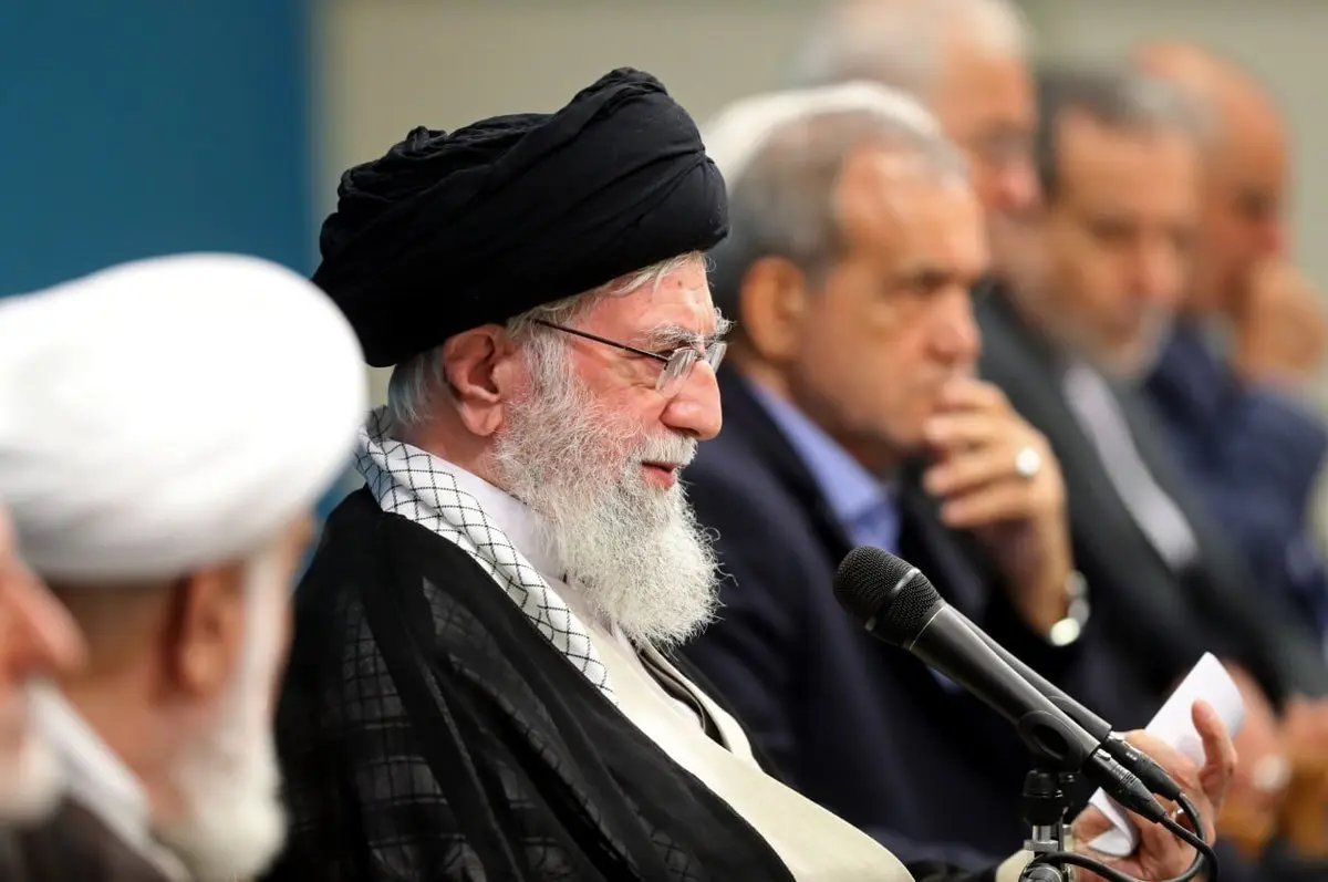این ماجرای طوفانی استعفای رهبر انقلاب چیست؟ ماجرا چیست؟