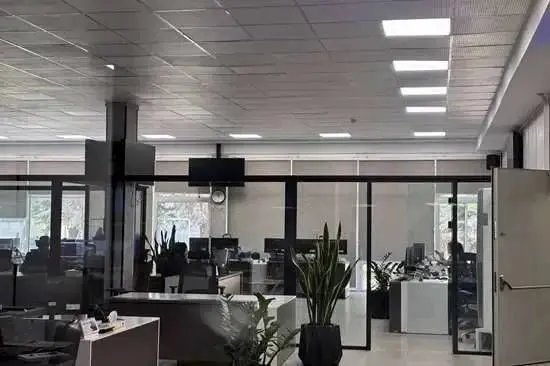 برق چند اداره پرمصرف قطع شد؟ 
