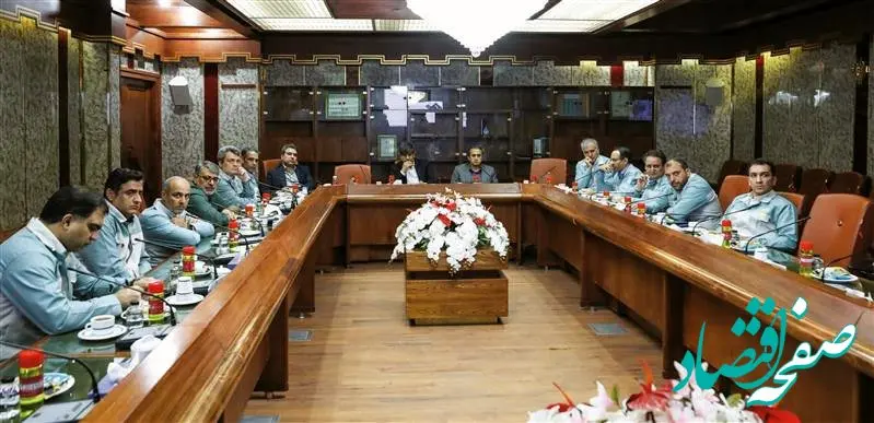 حضور رئیس هیئت عامل ایمیدرو در فولاد مبارکه و تأکید بر تداوم جریان تولید