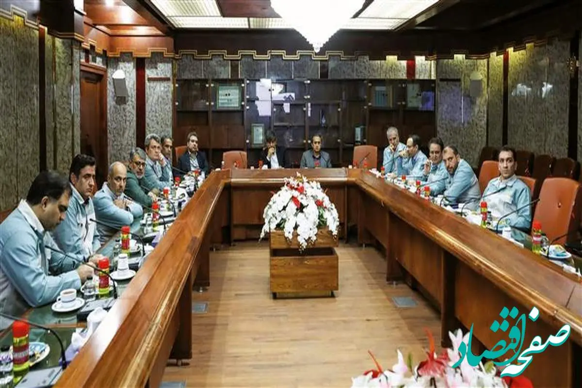 حضور رئیس هیئت عامل ایمیدرو در فولاد مبارکه و تأکید بر تداوم جریان تولید