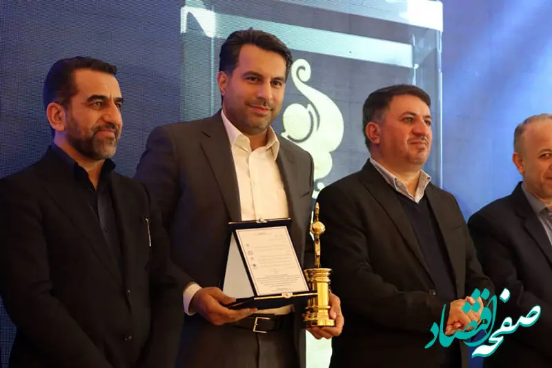  شرکت آهن‌ و فولاد غدیر ایرانیان صادرکننده نمونه استان یزد شد